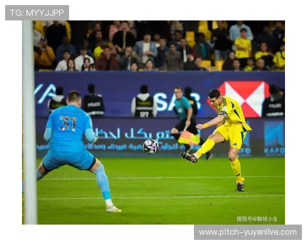 24号足球巨星的荣耀之路与绿茵场上的不朽传奇 24号足球巨星的荣耀之路与绿茵场上的不朽传奇